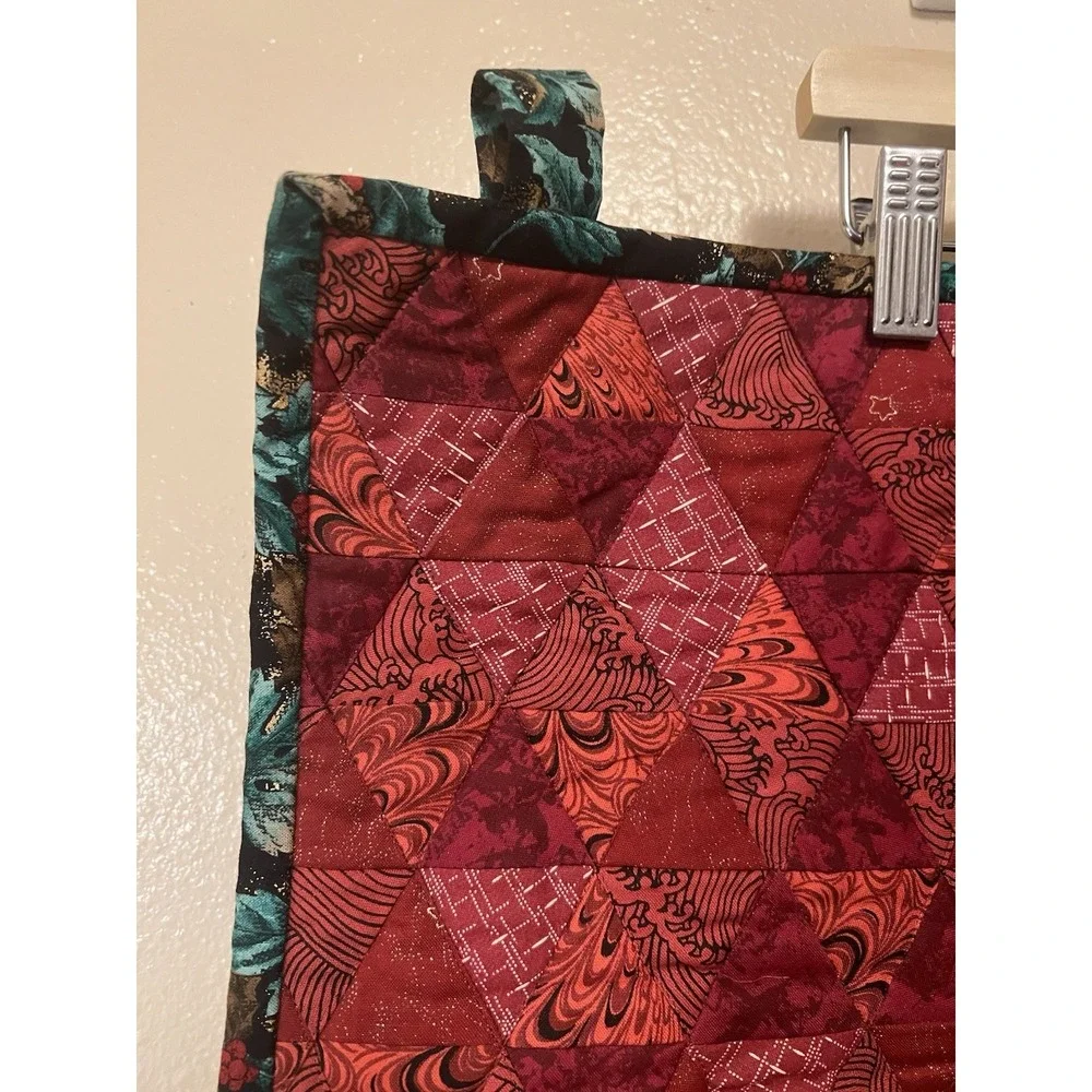 Handmade‎ Quilted Christmas Tree Wall Hanging Novelty Buttons Decor 27 x 31 Inch